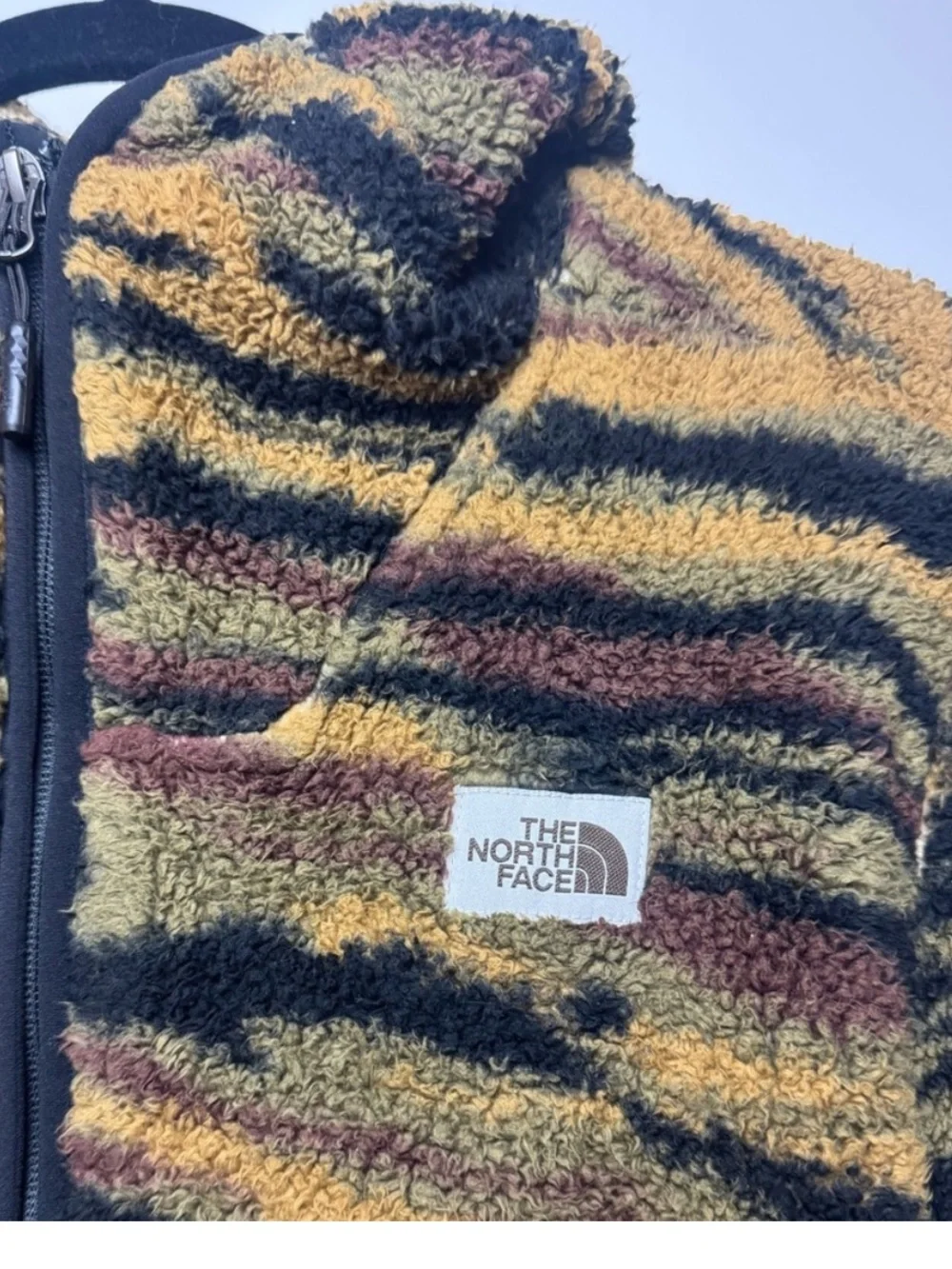 The North Face men’s M Campshire Tiger camo brown green pullover fleece hoodie